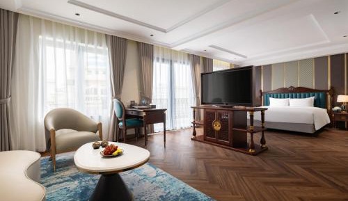 Signature Suite City View With Balcony