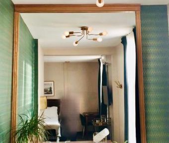 Queen Room with Spa Bath