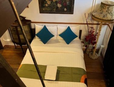Double Room with Private External Bathroom