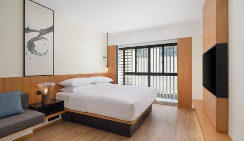 Standard King Room