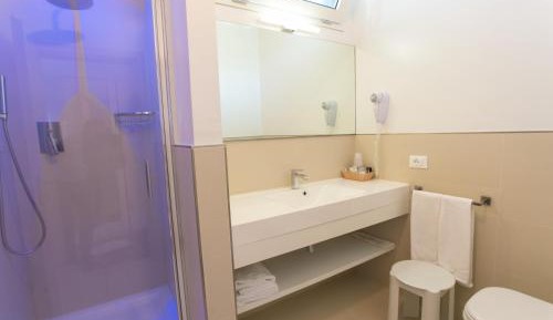 Deluxe Double or Twin Room with Balcony