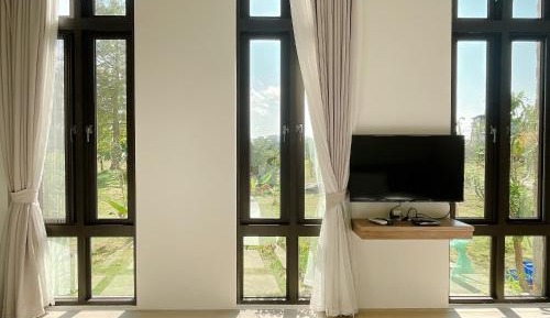 Superior Deluxe Double or Twin Room 