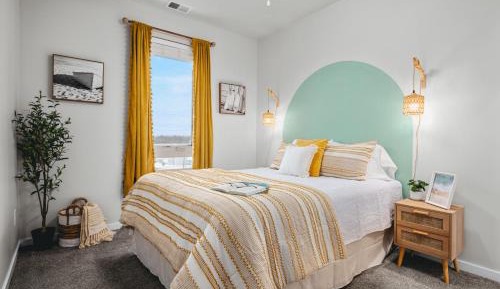 Two-Bedroom Apartment with Balcony