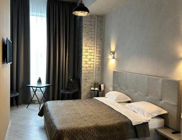 Standard King Room