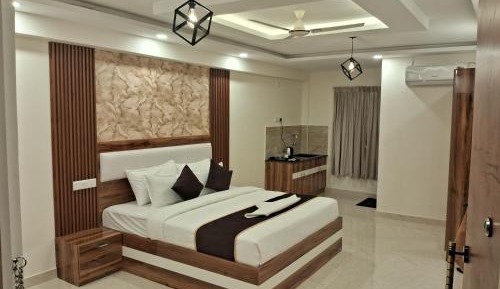 Double Room with Private Bathroom
