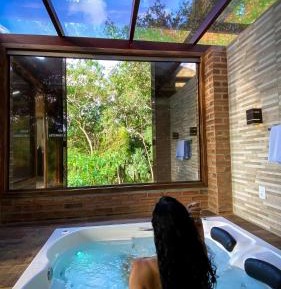 King Room with Spa Bath