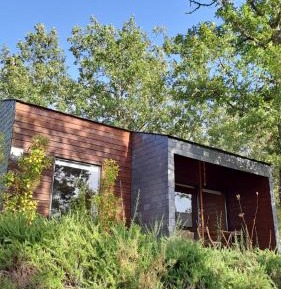 One-Bedroom Bungalow