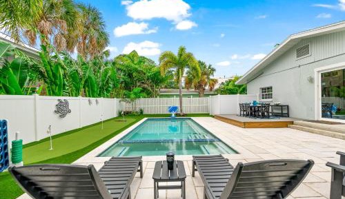 Four-Bedroom Holiday Home