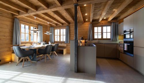 Superior Chalet