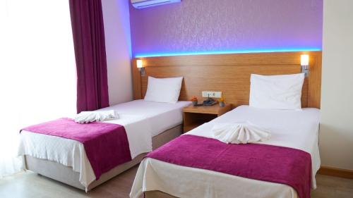 Standard Double or Twin Room with Garden View
