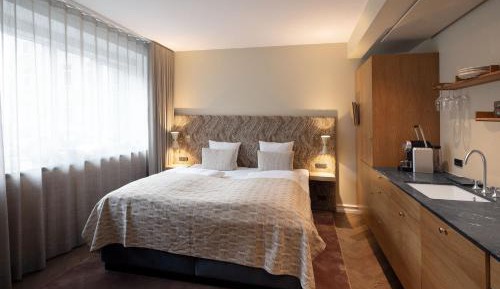 Deluxe Double Studio