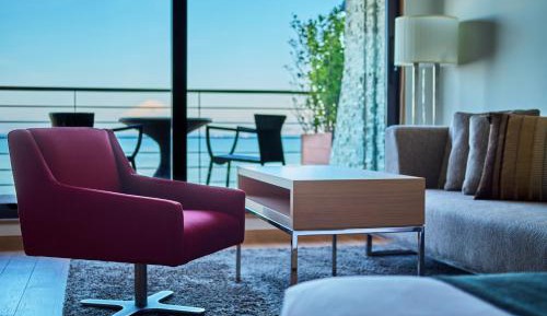 Superior Queen Room and Ocean View