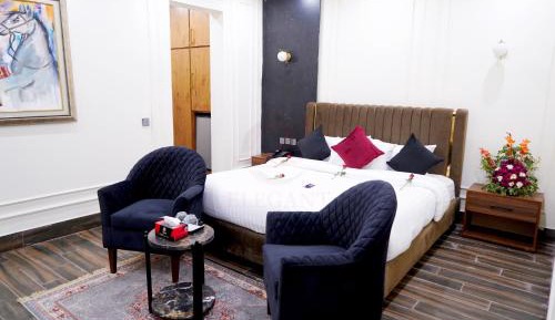 Executive Suite