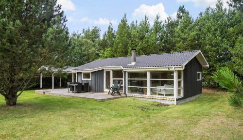 Three-Bedroom Vacation Home 