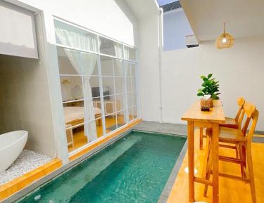 One-Bedroom Villa