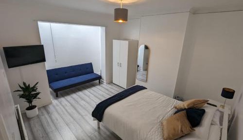 Deluxe Double Room with Extra Bed