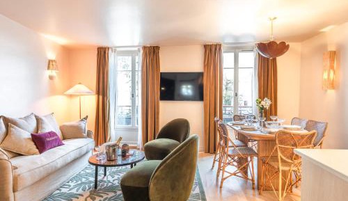 RENOIR - Three-Bedroom Apartment