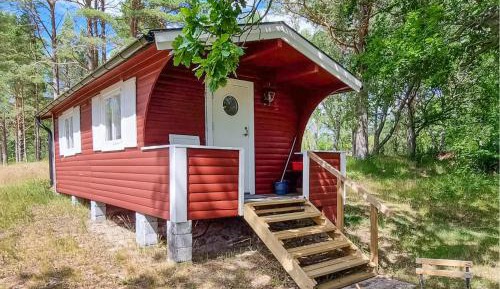 One-Bedroom Holiday Home