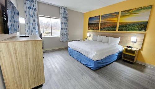 King Room - Non-Smoking