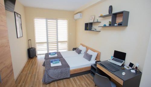 Studio with Terrace
