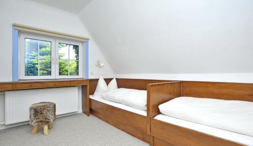 Family Two-Bedroom Apartment with View