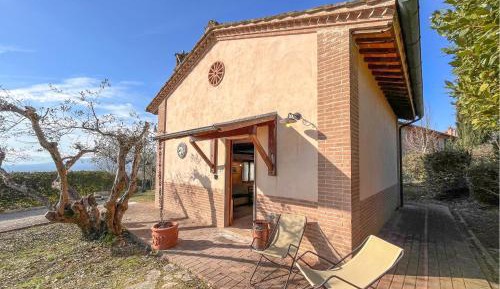 One-Bedroom Holiday Home