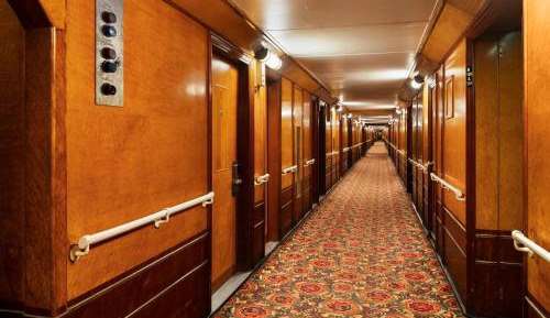 Inside Stateroom with 1 King Bed