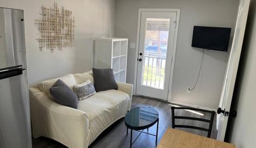 One-Bedroom House