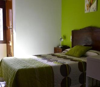 Single Room with Private Bathroom
