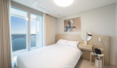 C-1 type. FLAT Royal SUITE OCEAN VIEW