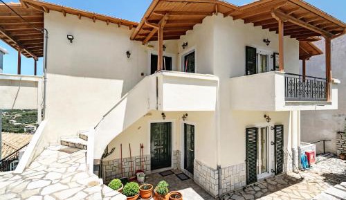 Superior One-Bedroom Apartment with Balcony