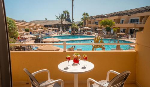 Double Room with Pool View