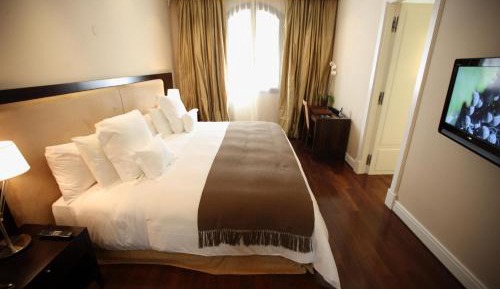 Suite (2 Adults)