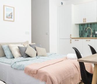Studio Apartment