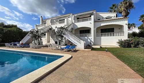 Deluxe One-Bedroom Apartment with Garden View