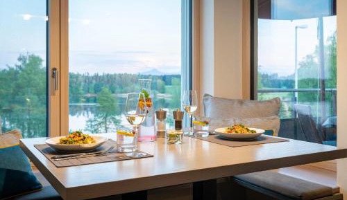 Superior One-Bedroom Apartment with Balcony
