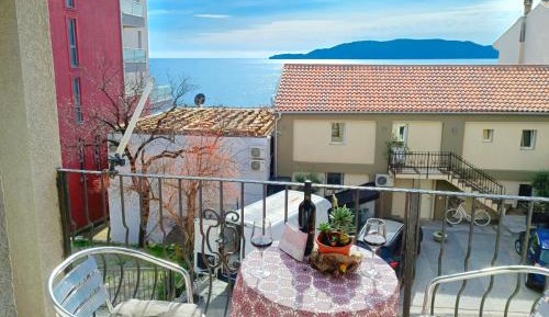 Apartment with Sea View
