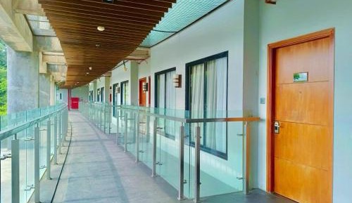 Deluxe King Room without Balcony