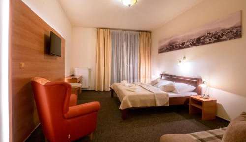 Double or Twin Room with Private Bathroom