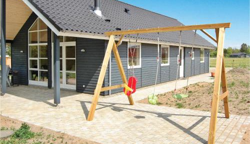 Three-Bedroom Holiday Home 