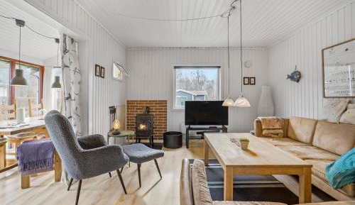 Three-Bedroom Holiday Home 