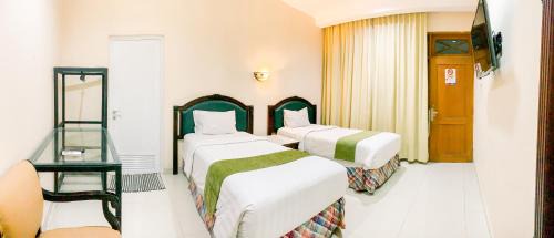 Deluxe Double or Twin Room