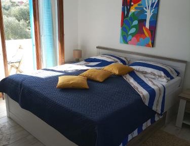 Studio with Balcony and Sea View