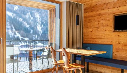 Two-Bedroom Superior Apartment