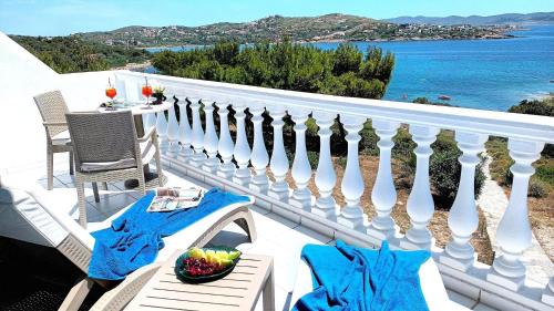 Villa with Sea View