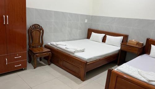 Triple Room with Shared Bathroom