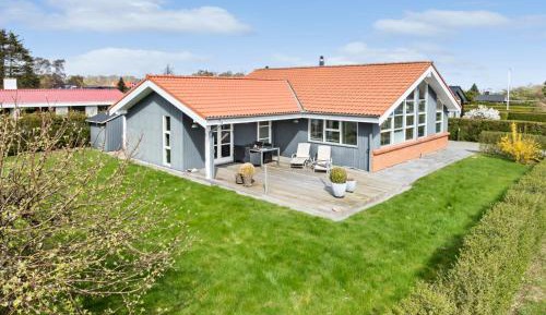 Two-Bedroom Holiday Home