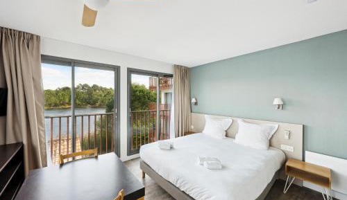 Apartment with Double Bed, 2 Single Bed and Sofa Bed