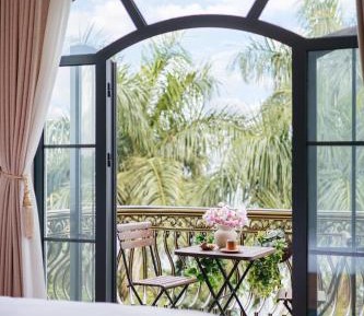 King Suite with Balcony