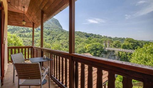 Double Room with Mountain View